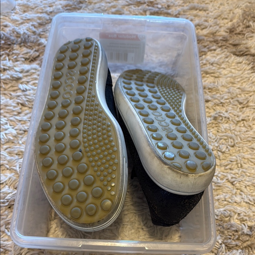 Ecco Black Athletic Shoes - Picture 6 of 7